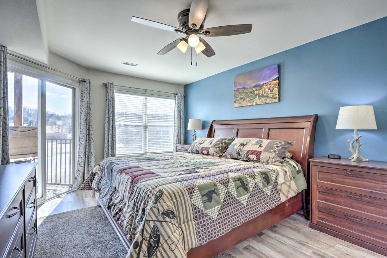 Step-Free Camdenton Condo With Boat Ramp, Dock, Slip Exterior photo