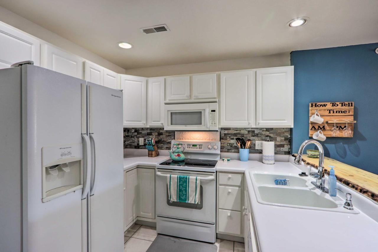 Step-Free Camdenton Condo With Boat Ramp, Dock, Slip Exterior photo