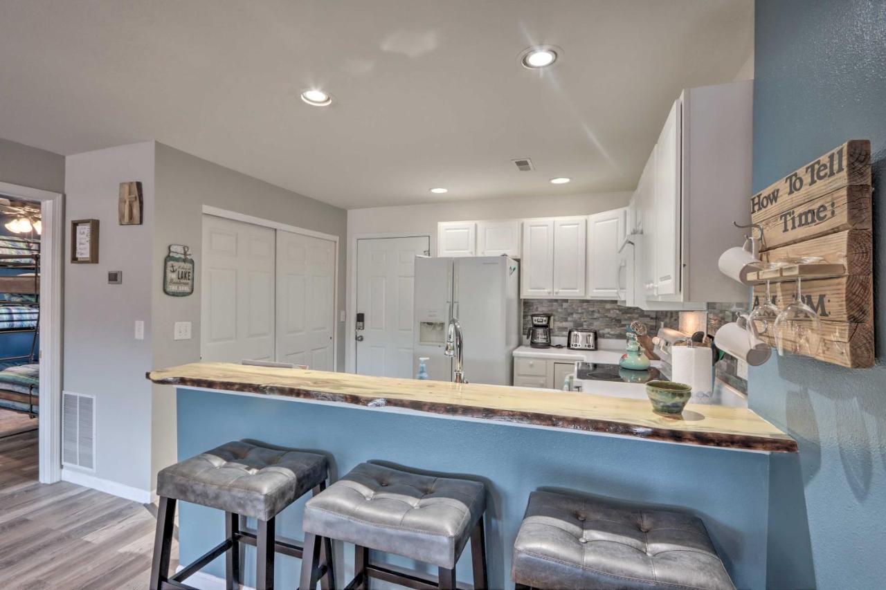 Step-Free Camdenton Condo With Boat Ramp, Dock, Slip Exterior photo
