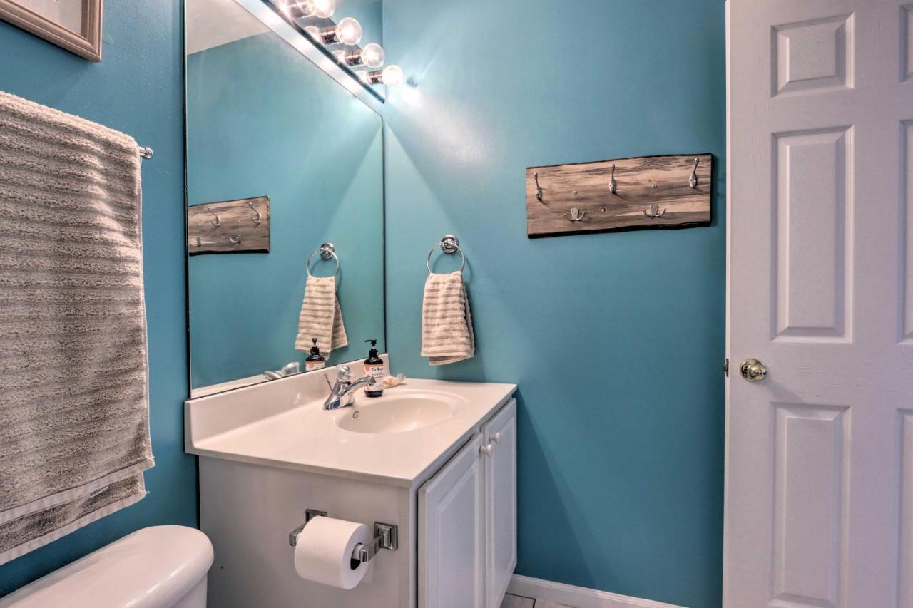 Step-Free Camdenton Condo With Boat Ramp, Dock, Slip Exterior photo