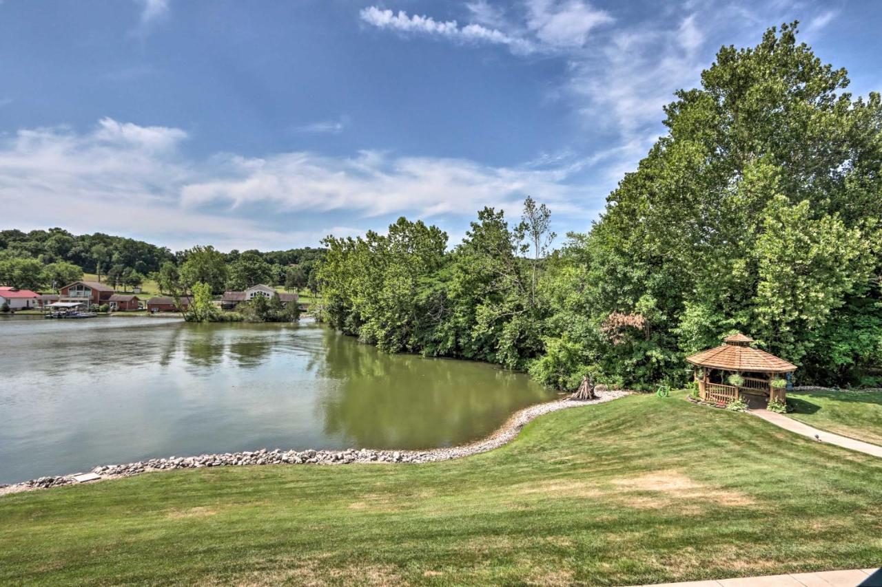 Step-Free Camdenton Condo With Boat Ramp, Dock, Slip Exterior photo