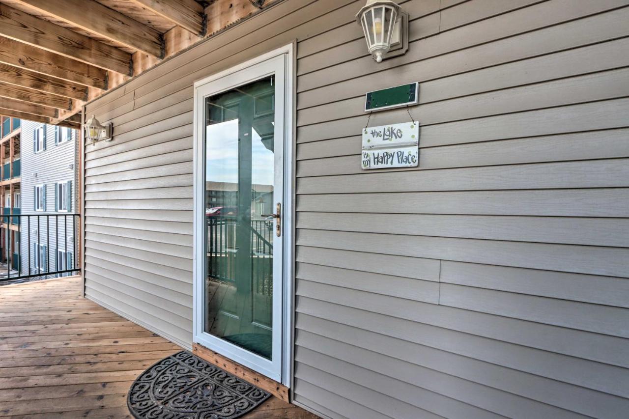 Step-Free Camdenton Condo With Boat Ramp, Dock, Slip Exterior photo